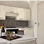 ベッド・アンド・ブレックファスト Mille E Notte House 4*